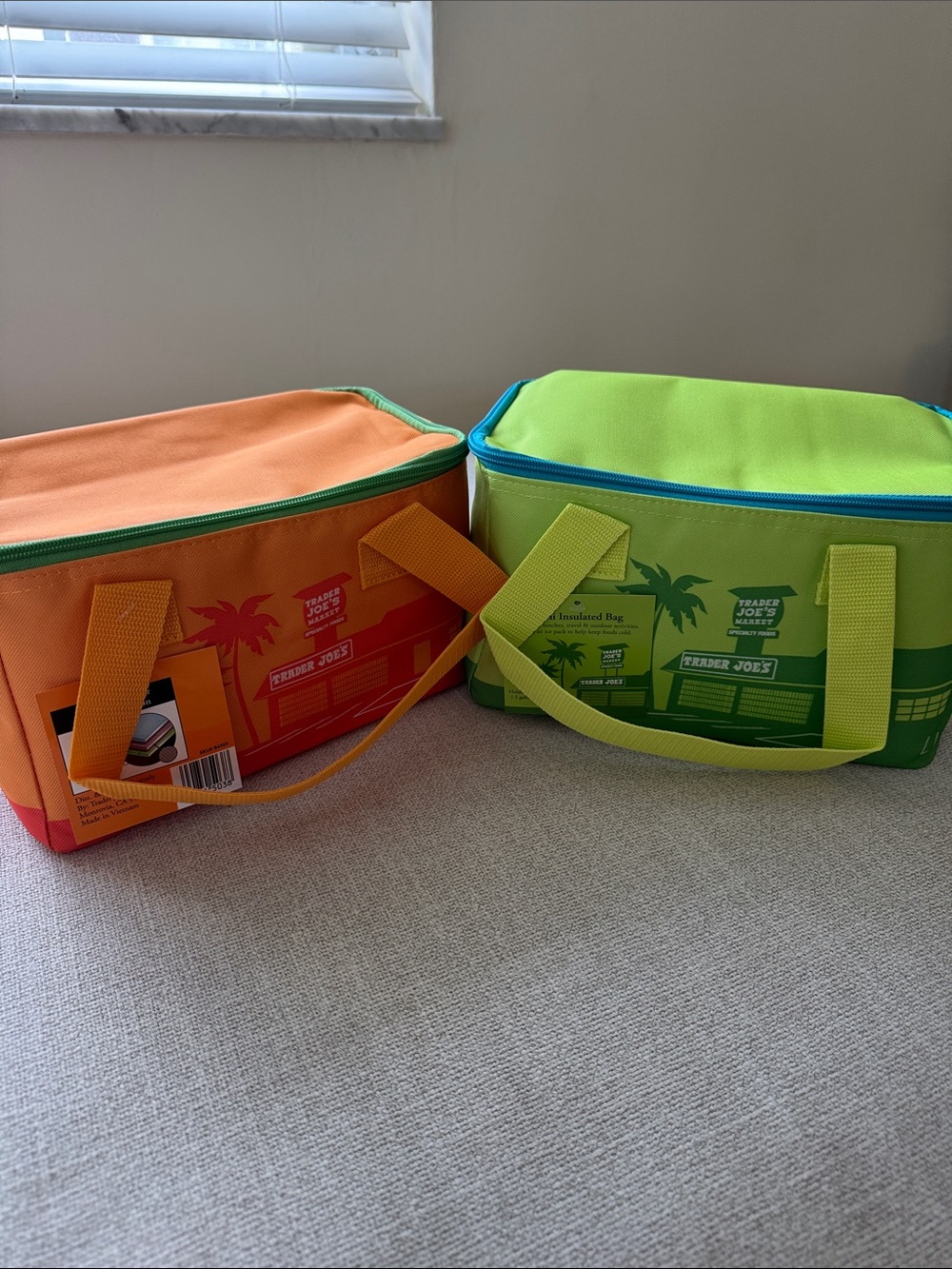 Trader Joe's mini insulated bag. Set of 2. NEW